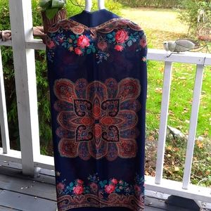 PASHMINA SCARF MANDELA ROSES PAISLEY FLORAL  46" Square